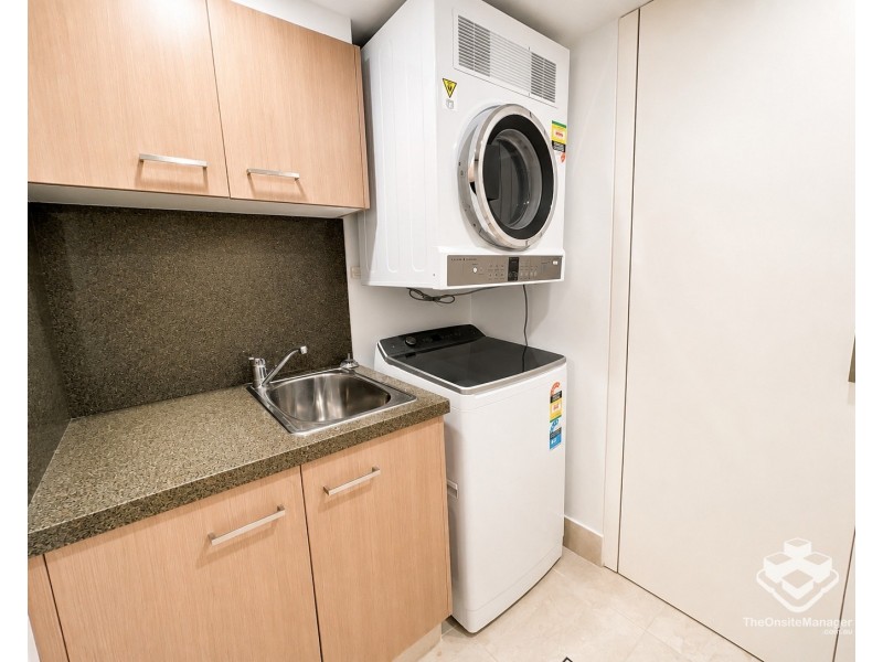 ID:21182447/45 Hayle Street, Burleigh Heads QLD 4220