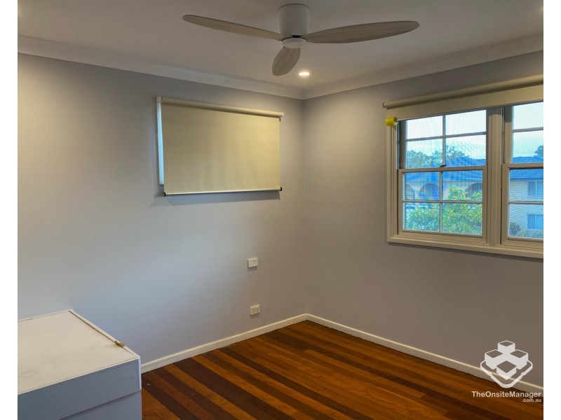 10 Fenimore Street, Wishart QLD 4122