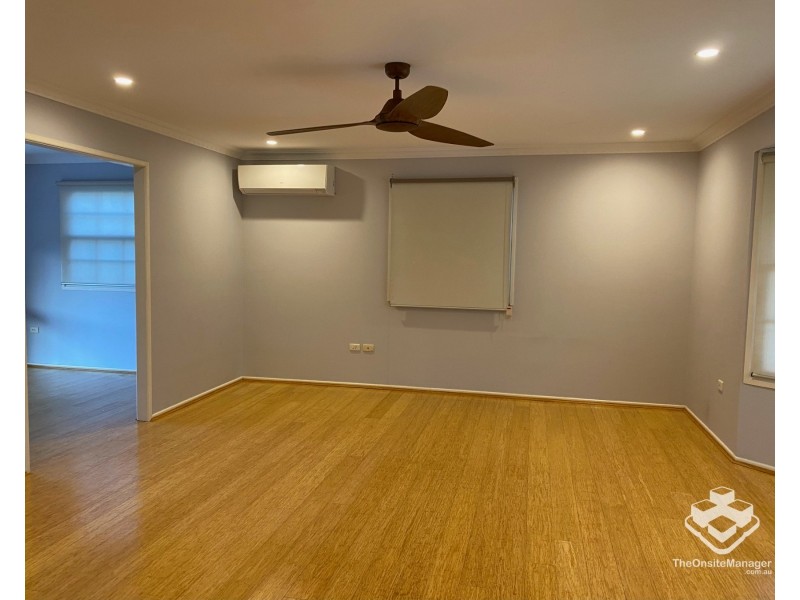 10 Fenimore Street, Wishart QLD 4122