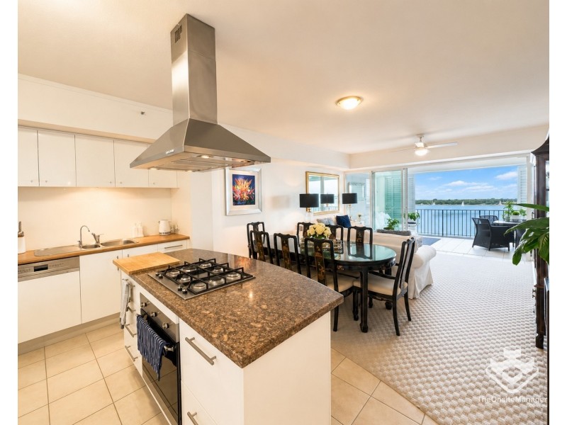 ID:21182727/326 Marine Parade, Labrador QLD 4215