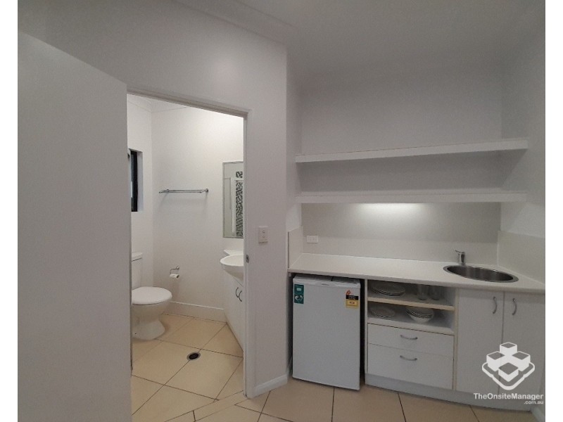8A/8 Hinley Avenue, Maroochydore QLD 4558