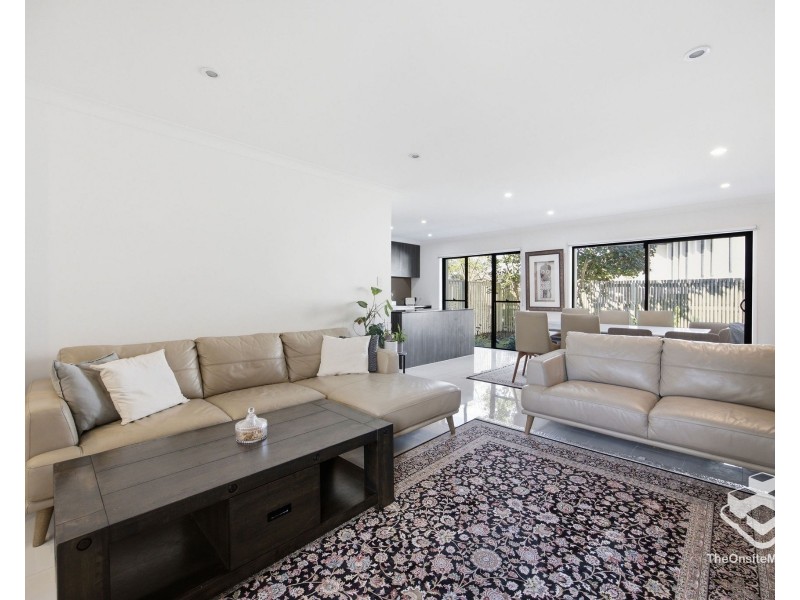 ID:21182873/18 Archipelago Street, Pacific Pines QLD 4211