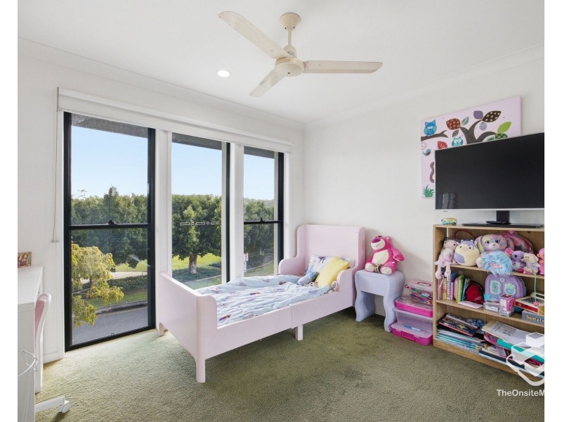 ID:21182873/18 Archipelago Street, Pacific Pines QLD 4211