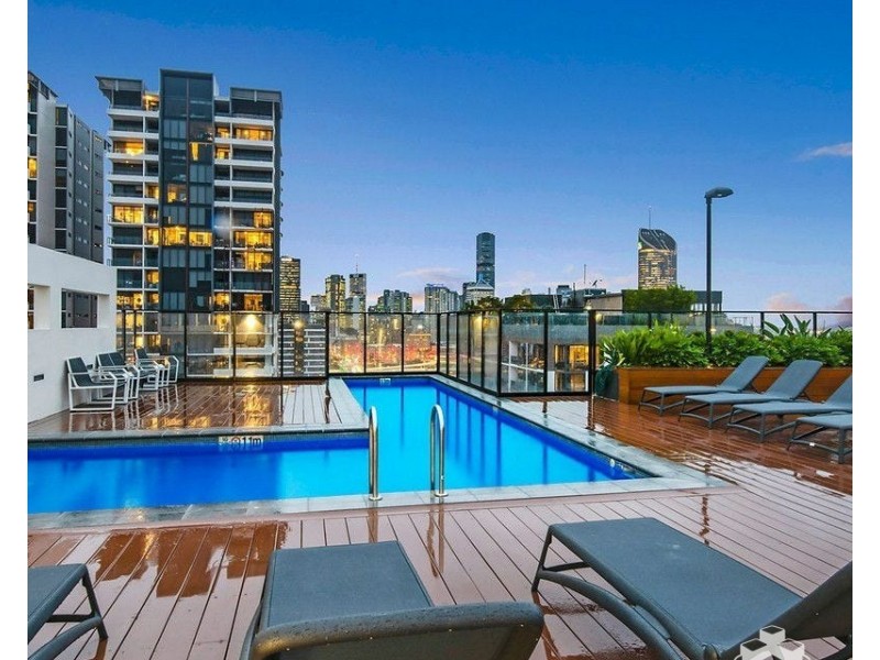 1006/27 CORDELIA STREET, South Brisbane QLD 4101