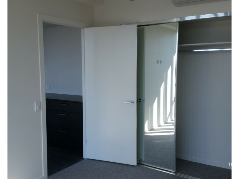 1006/27 CORDELIA STREET, South Brisbane QLD 4101