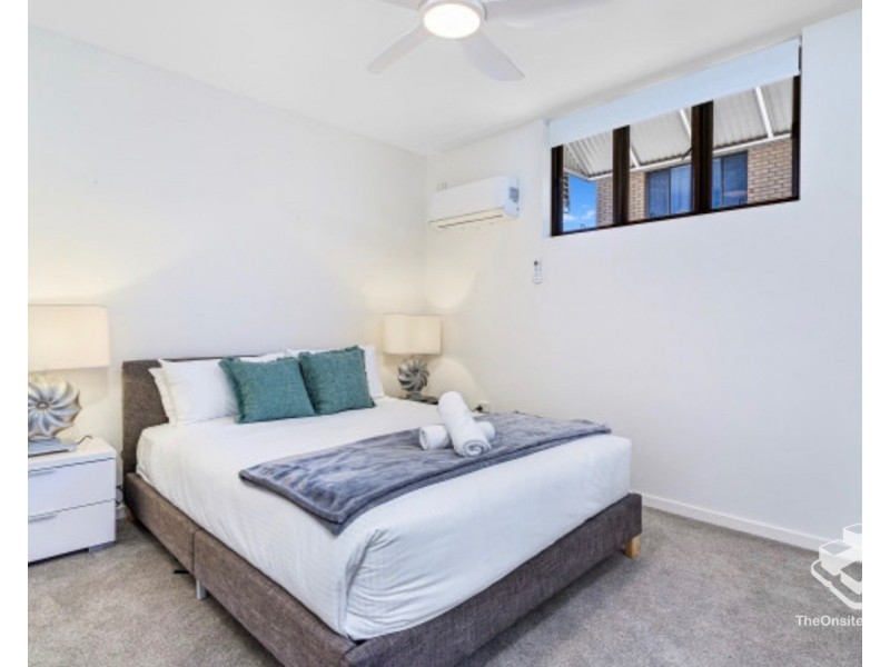 1/408 Marine Parade, Biggera Waters QLD 4216