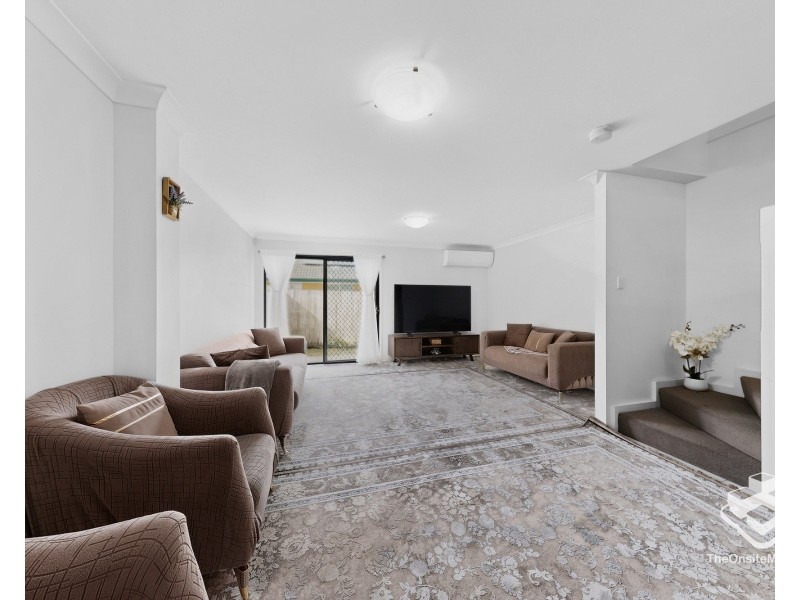 31/11 Portia Street, Kingston QLD 4114