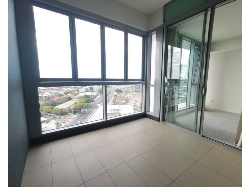 31505/2 Harbor road, Hamilton QLD 4007