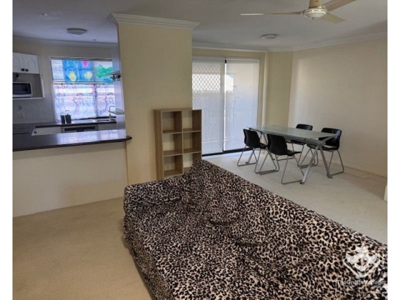 3/50 Durham Street, St Lucia QLD 4067