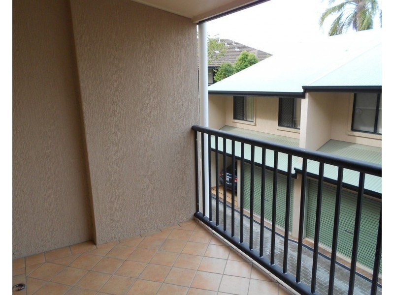 3/50 Durham Street, St Lucia QLD 4067