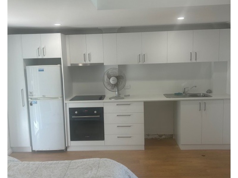 ID:21183008/2 Noella Court, Bundall QLD 4217