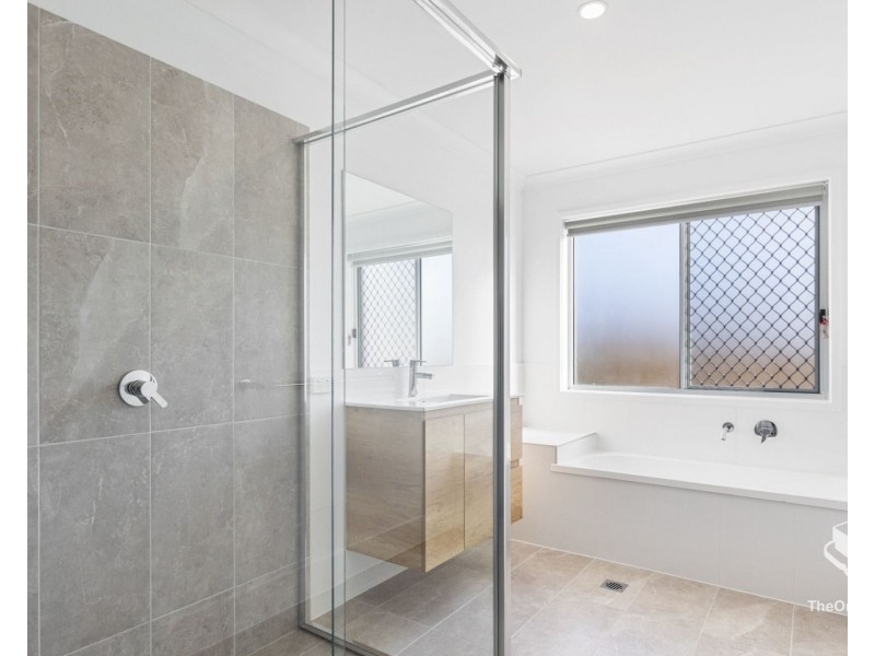 21 Abode Way, Kawungan QLD 4655