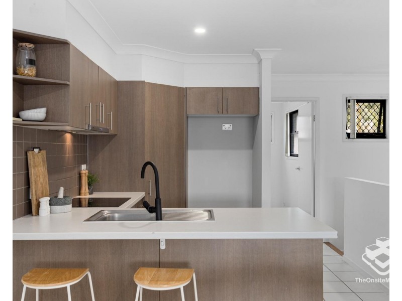 1/2 Palma Crescent, Varsity Lakes QLD 4227