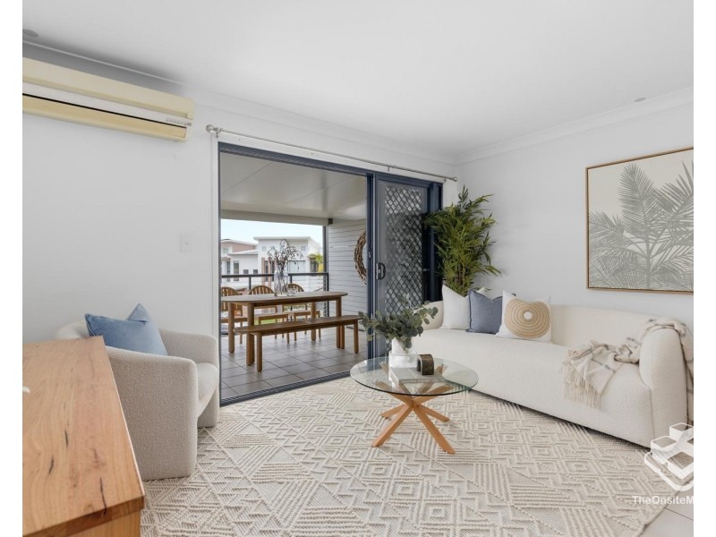 1/2 Palma Crescent, Varsity Lakes QLD 4227