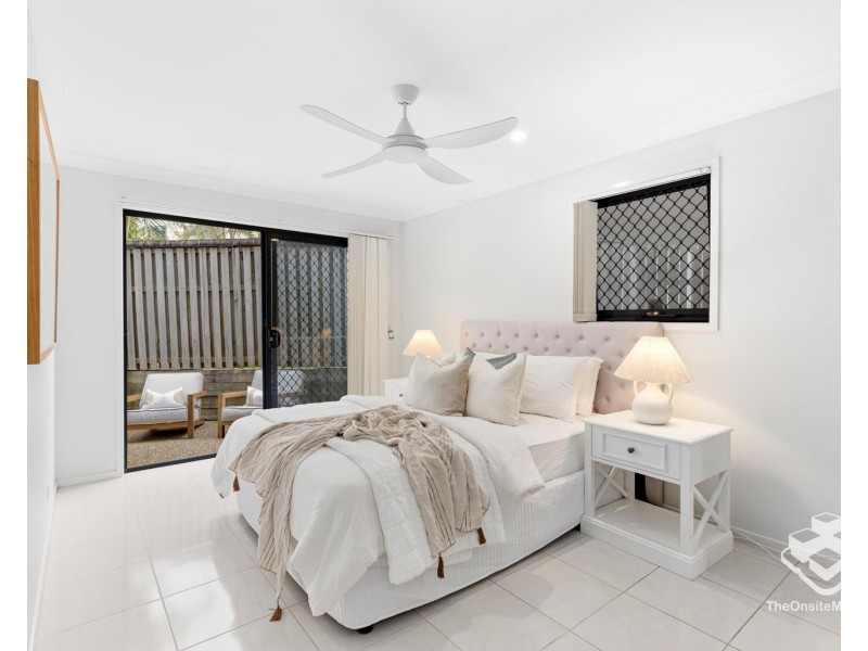 1/2 Palma Crescent, Varsity Lakes QLD 4227