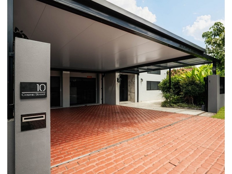 10 Cosmic Street, Robertson QLD 4109