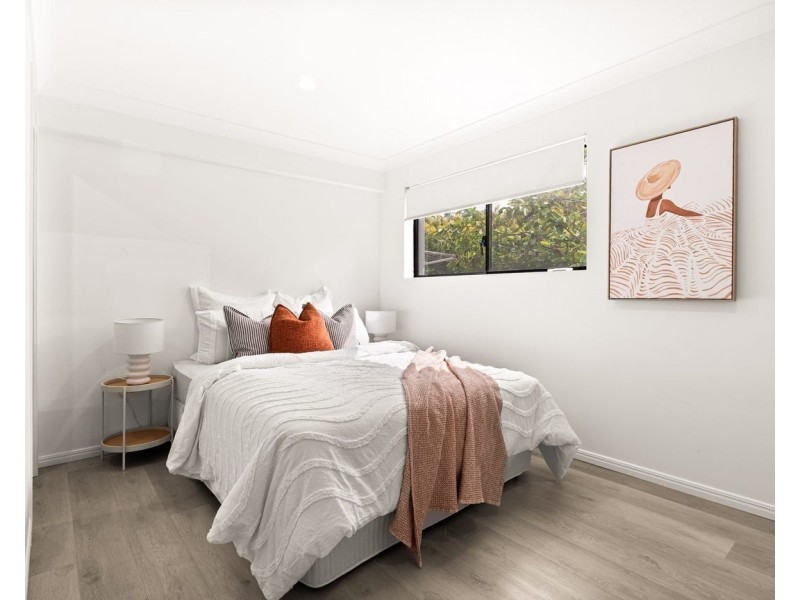 10 Cosmic Street, Robertson QLD 4109