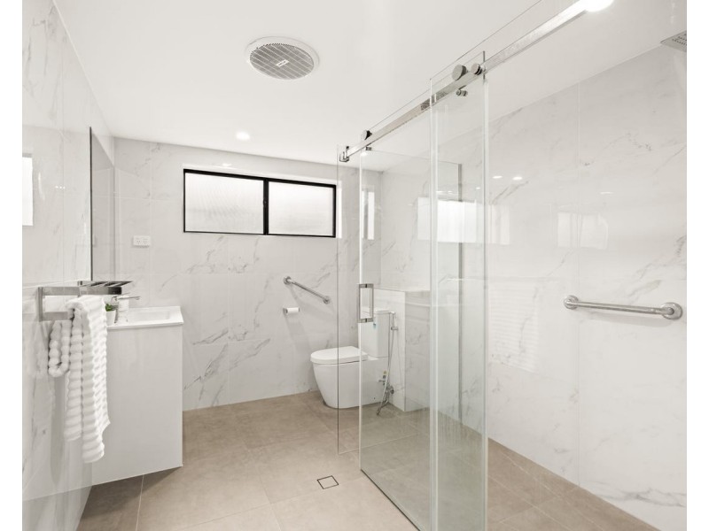 10 Cosmic Street, Robertson QLD 4109