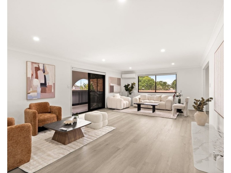 10 Cosmic Street, Robertson QLD 4109