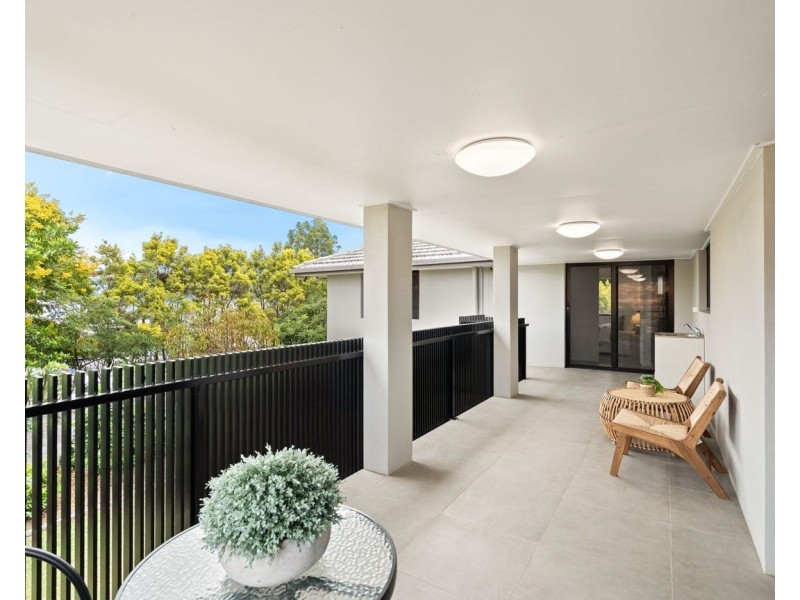 10 Cosmic Street, Robertson QLD 4109