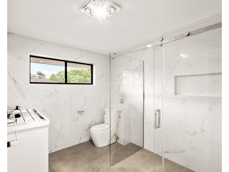 10 Cosmic Street, Robertson QLD 4109