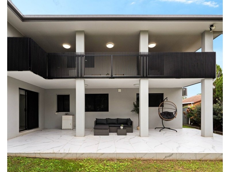 10 Cosmic Street, Robertson QLD 4109