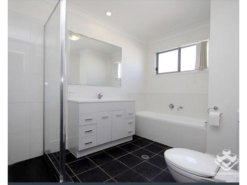 ID:21183348/422 Benhiam Street, Calamvale QLD 4116