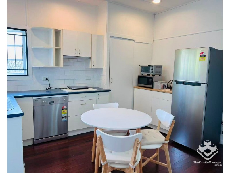 26 Rokeby Terrace, Taringa QLD 4068