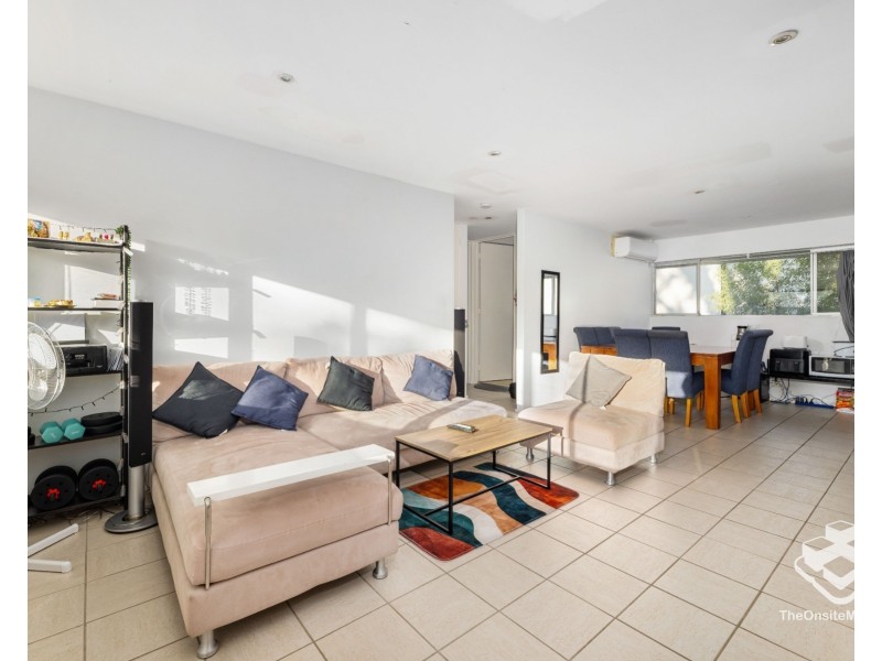 ID:21183538/183 Nursery Road, Holland Park West QLD 4121