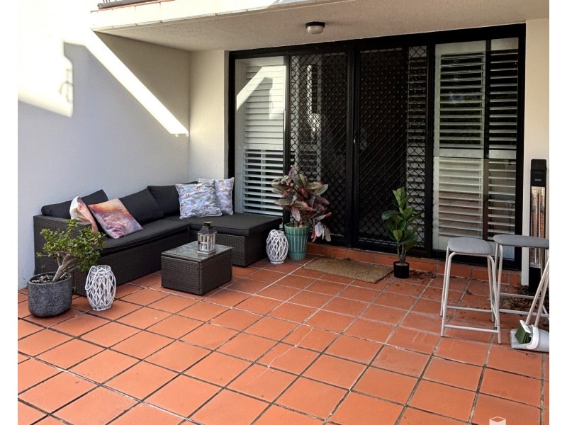 ID:21183558/38 Labrador Street, Labrador QLD 4215