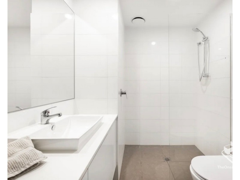 4114/1-7 Waterford Court, Bundall QLD 4217
