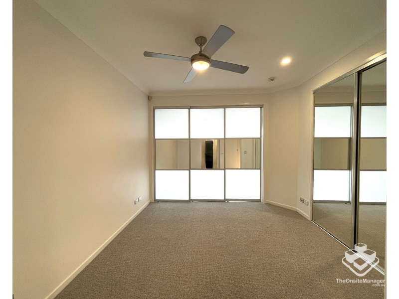 66/3030 The Boulevard, Carrara QLD 4211
