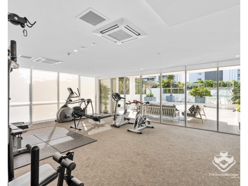 301/17 Bath Street, Labrador QLD 4215