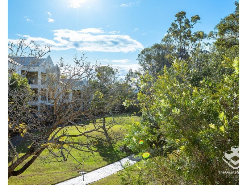 17/76-80 Chichester Drive, Arundel QLD 4214