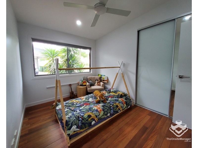 7 The Glen, Southport QLD 4215