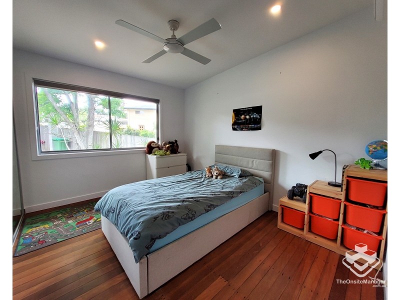 7 The Glen, Southport QLD 4215