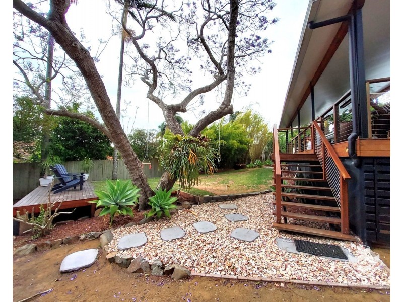7 The Glen, Southport QLD 4215
