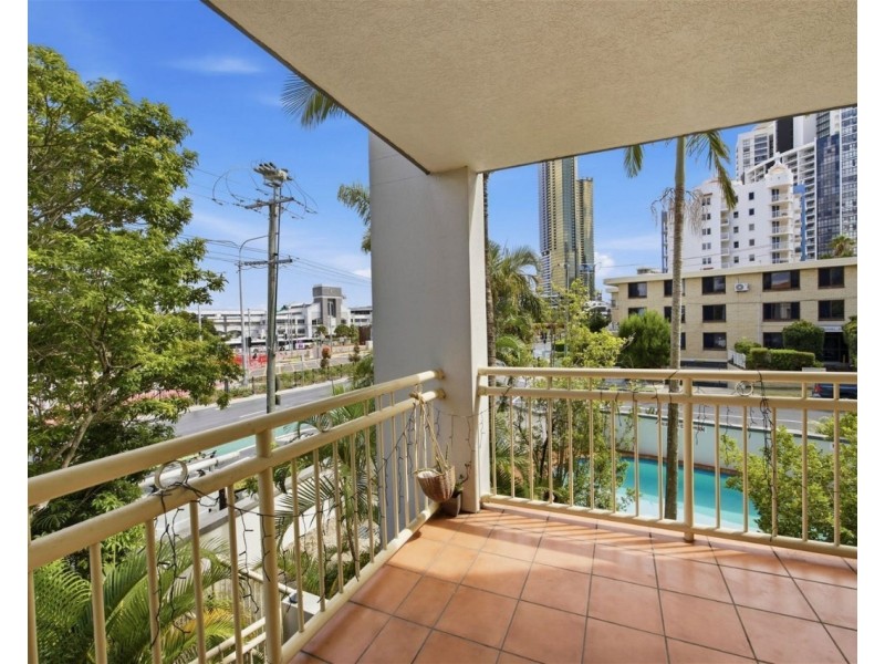 ID:21183749/36 Alexandra Avenue, Mermaid Beach QLD 4218