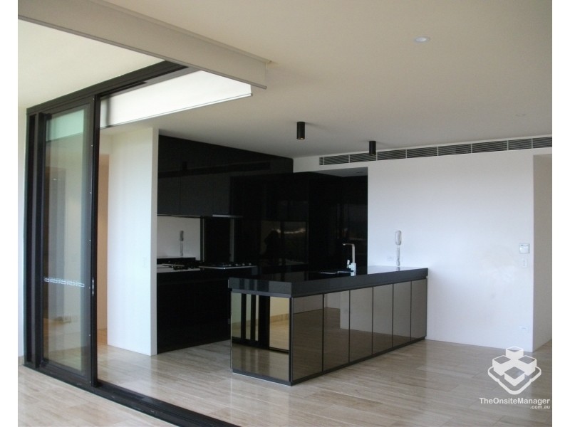 506W/1 Marina Drive, Benowa QLD 4217