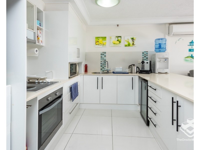 1002/5 Enderley Avenue, Surfers Paradise QLD 4217
