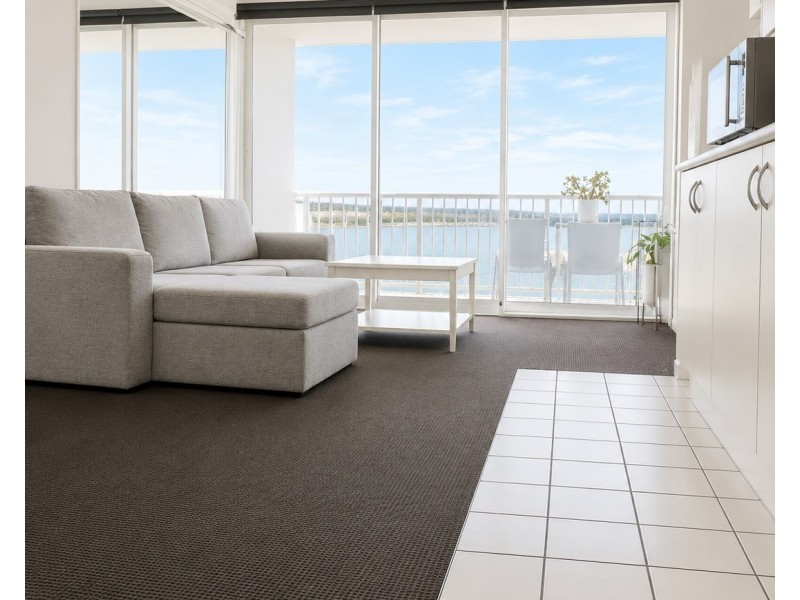 ID:21183879/30 Marine Parade, Southport QLD 4215