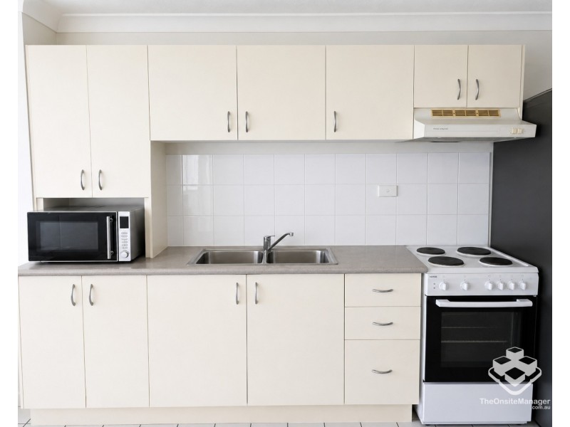ID:21183879/30 Marine Parade, Southport QLD 4215