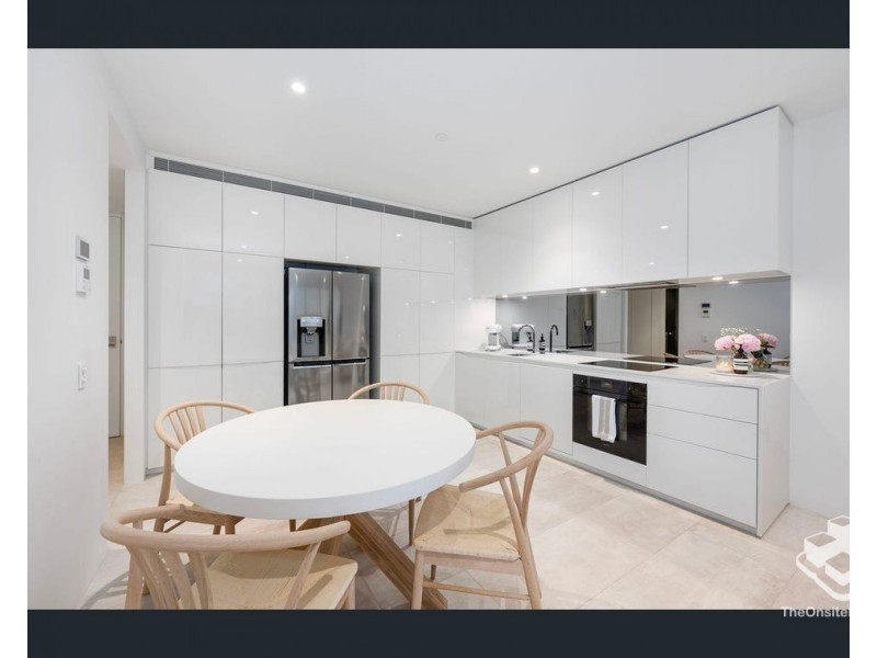 ID:21184029/2 The Lanes Boulevard, Mermaid Waters QLD 4218