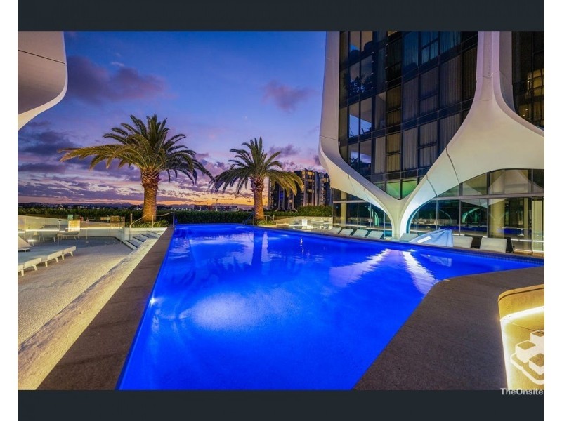 ID:21184029/2 The Lanes Boulevard, Mermaid Waters QLD 4218