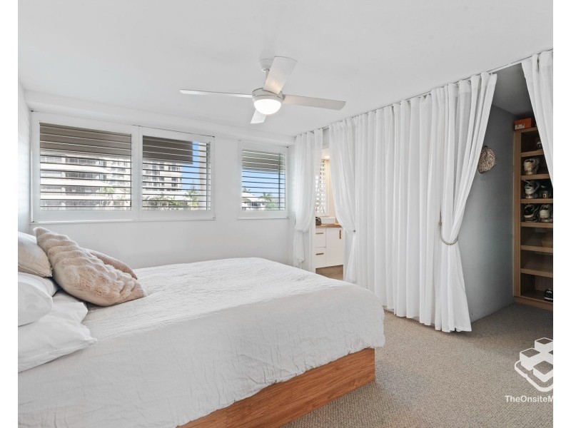 ID:21184039/18 MacArthur Parade, Main Beach QLD 4217
