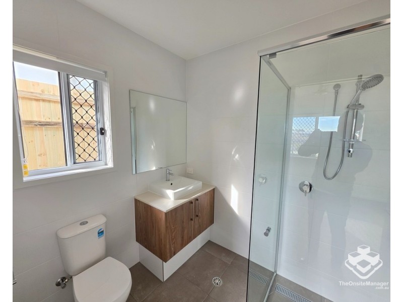 16 SAGO ROAD, Park Ridge QLD 4125