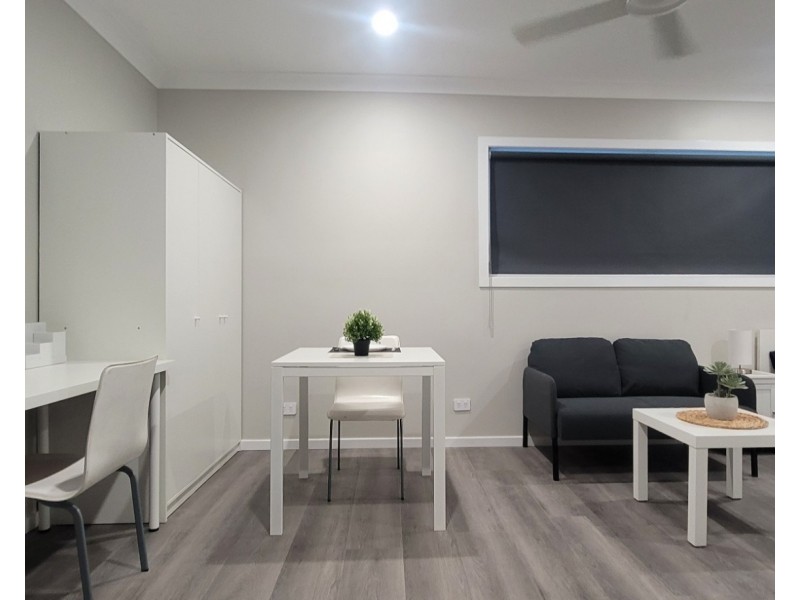63 Sapphire Street, Holland Park QLD 4121