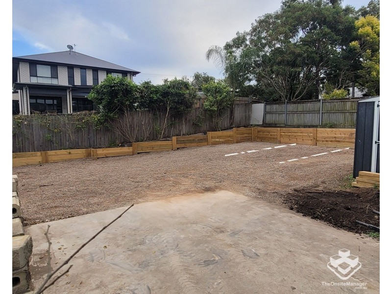 63 Sapphire Street, Holland Park QLD 4121