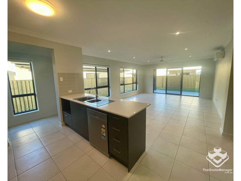 17 Shell Street, Nerang QLD 4211