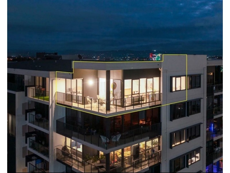 ID:21184344/266 Stanhill Drive, Surfers Paradise QLD 4217
